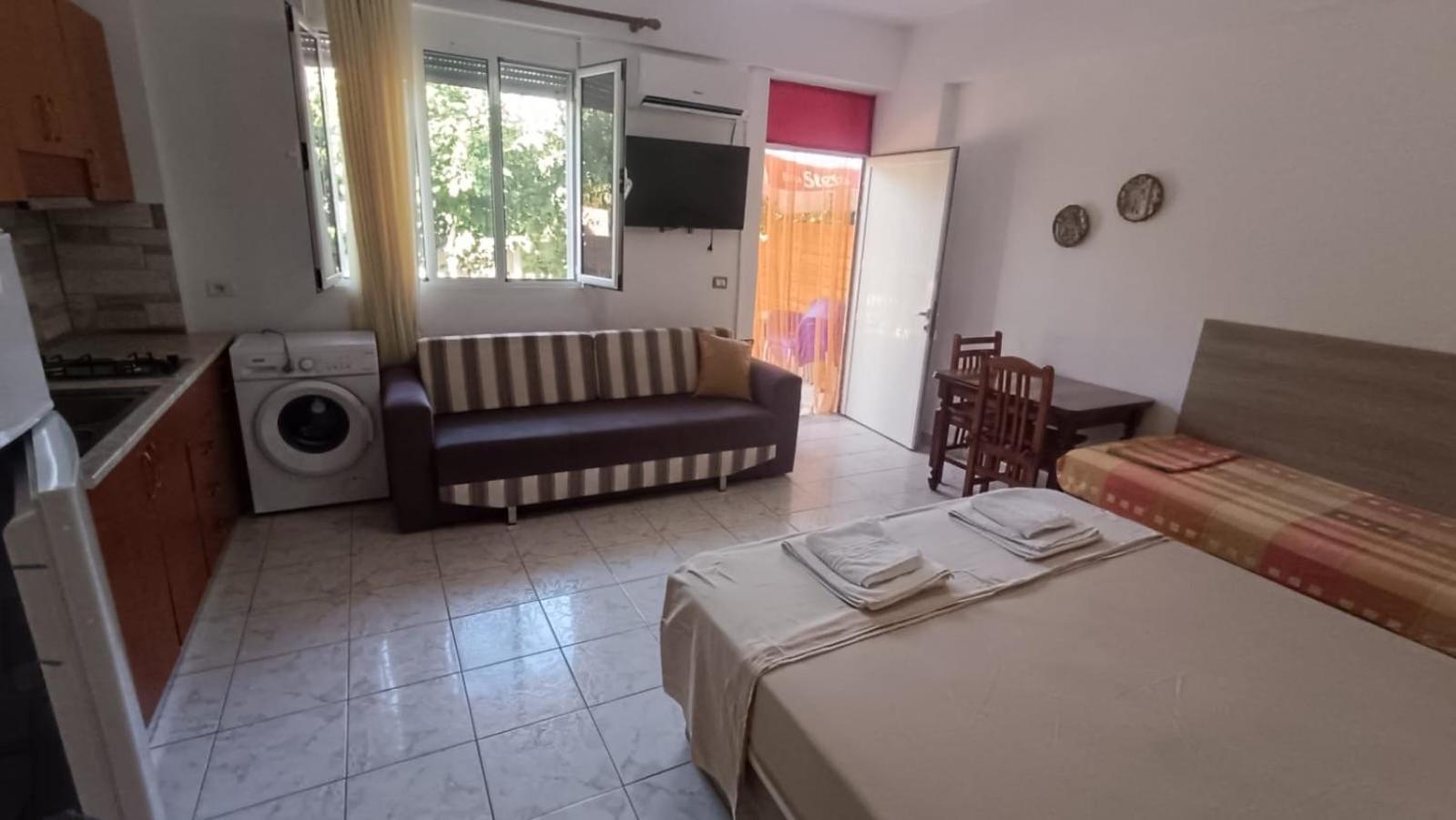 Apartments Rudi Orikum Extérieur photo